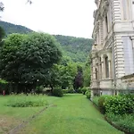 Pyrenees Palace Апартаменты